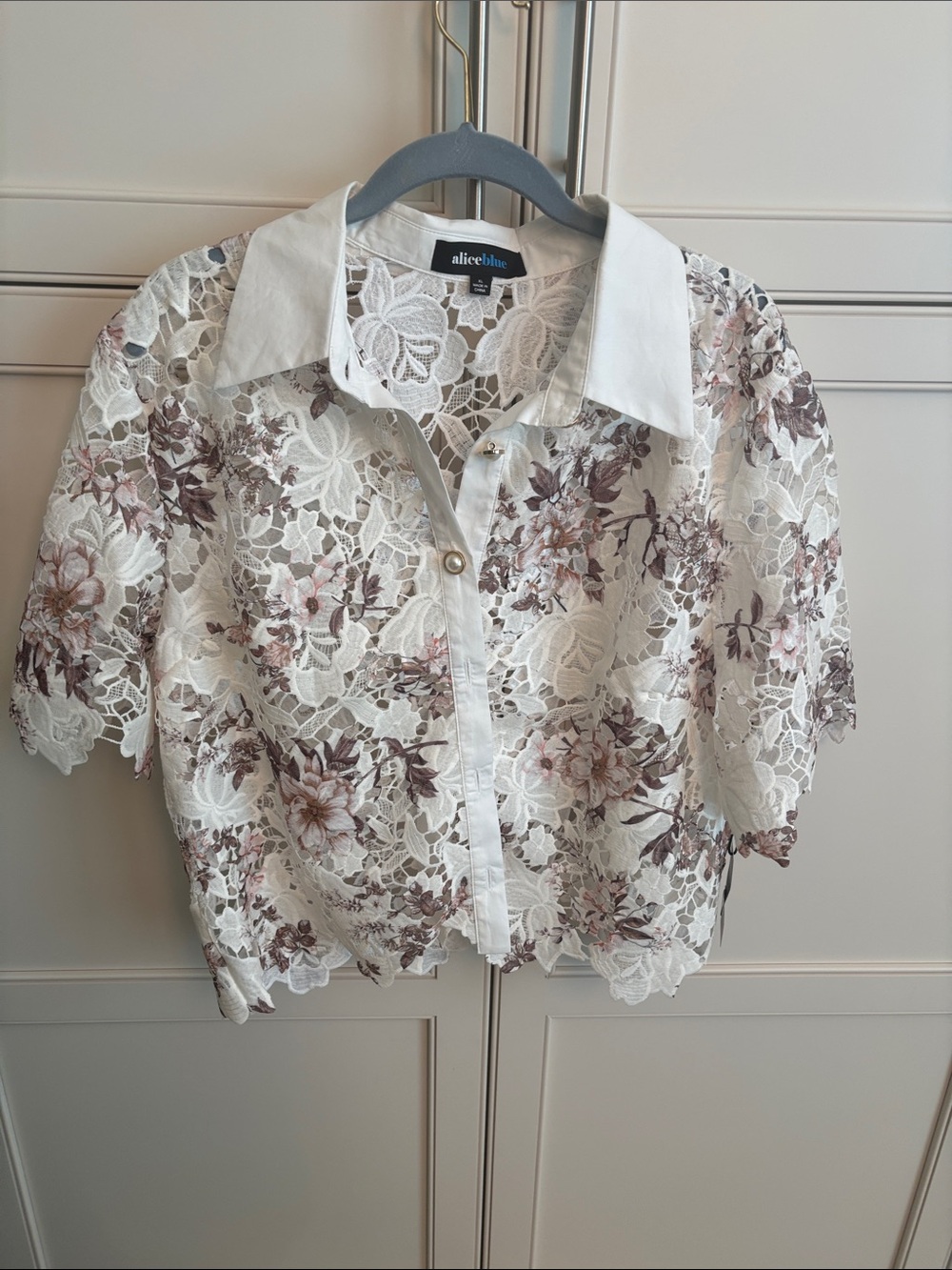 alice + olivia White Floral Lace Button-Down Shirt